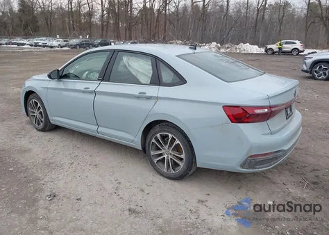 2025 Volkswagen Jetta 1.5T Sport z USA, uszkodzony, nr VIN 3VWBX7BU4SM032928